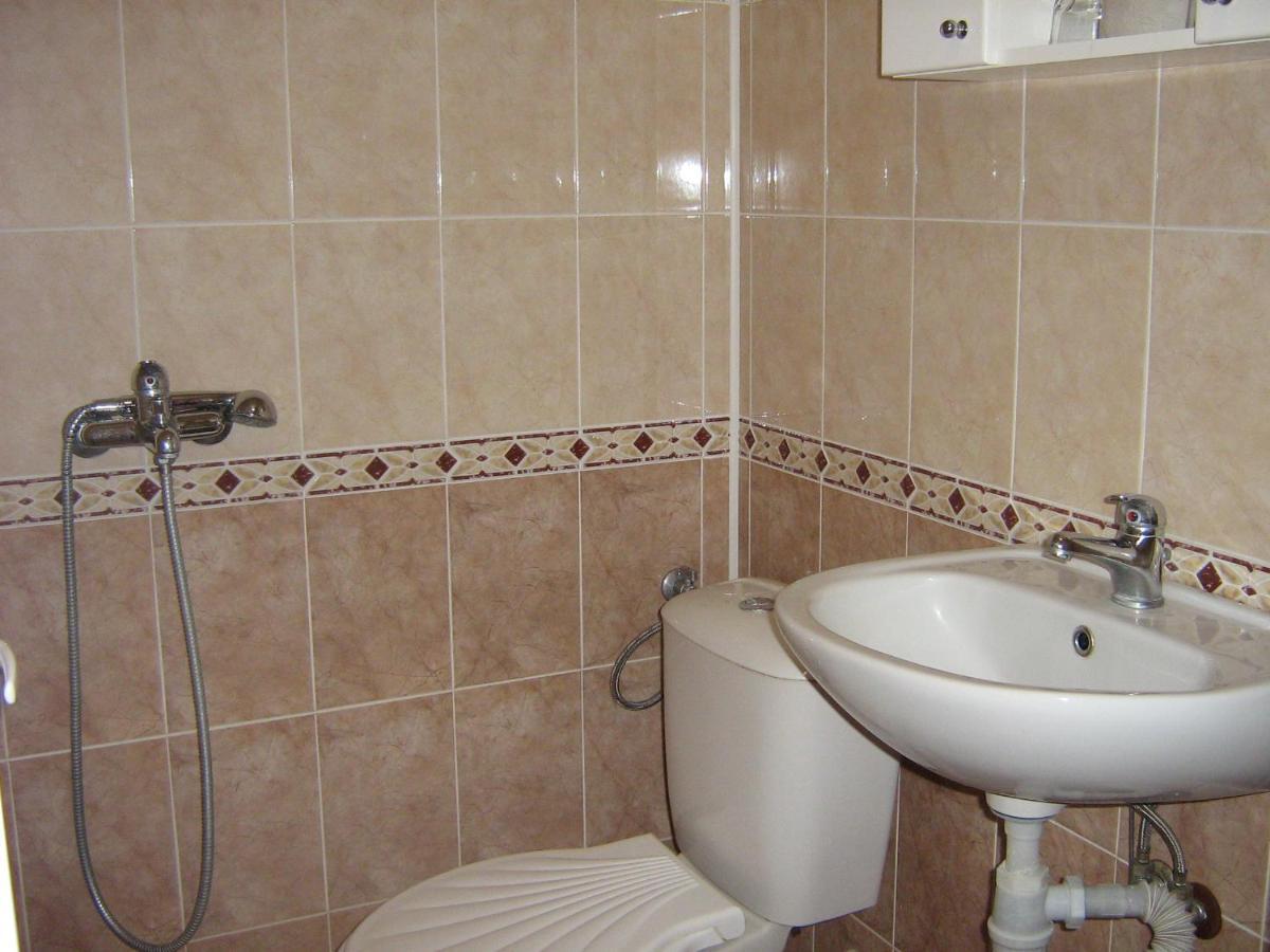 Hotel Maritsa Lyubimets Екстер'єр фото