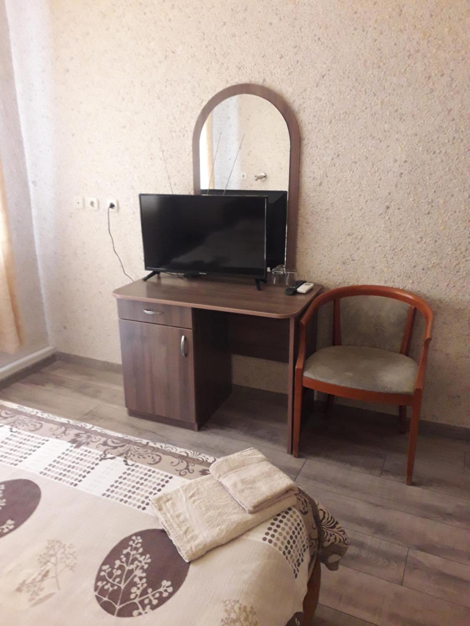Hotel Maritsa Lyubimets Екстер'єр фото